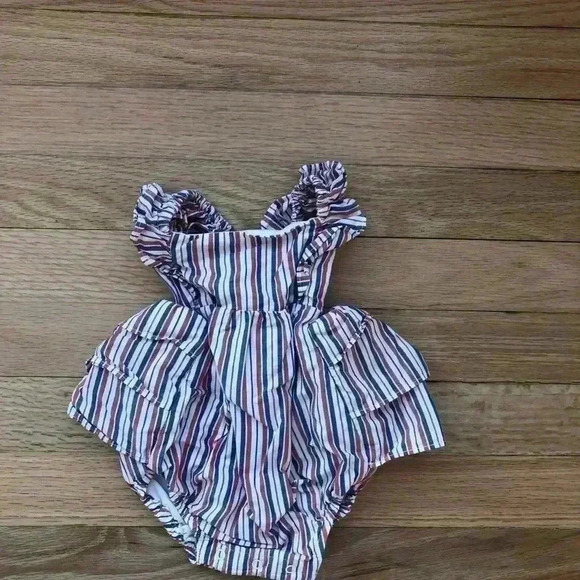 Janie and Jack BABY STRIPED AMERICANA RUFFLE ROMPER SIZE 3-6 MONTH - Picture 5 of 9